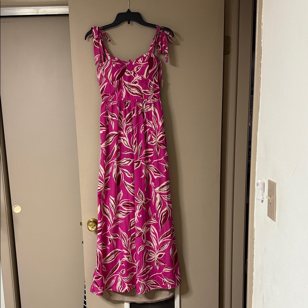 Elegant Pink Floral Maxi Dress